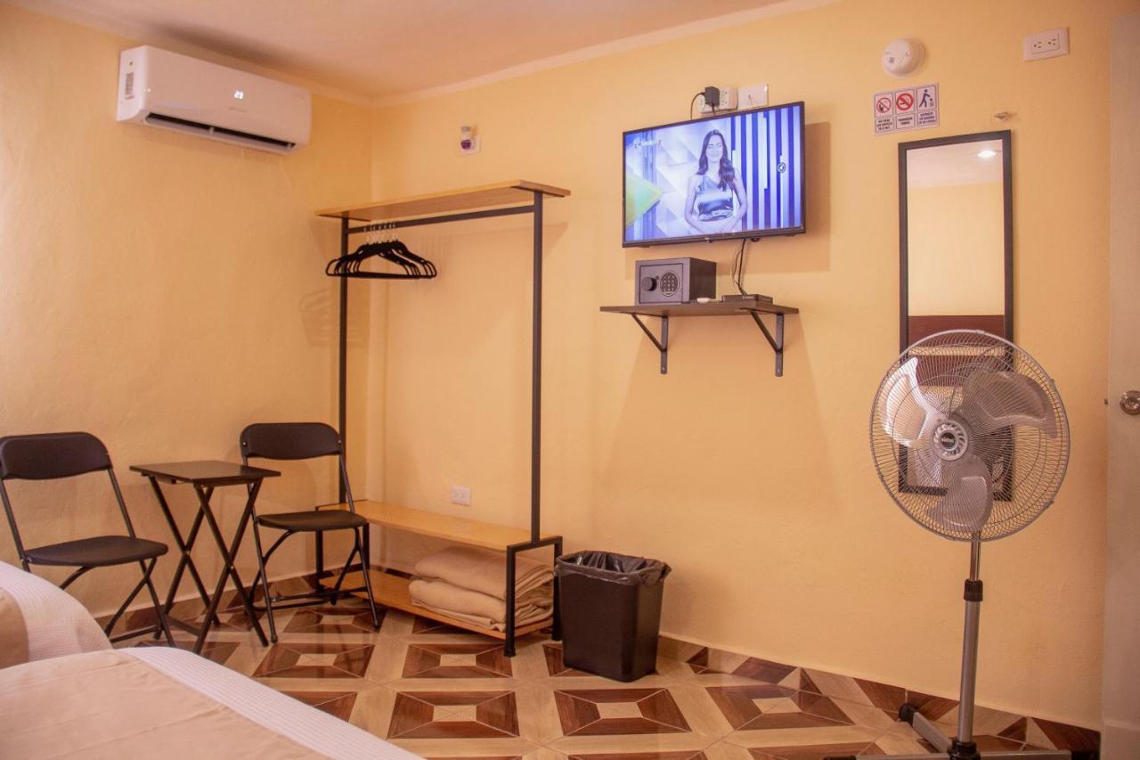 Casa 3 Torres En El Barrio Santiago, Centro. Villa Mérida Buitenkant foto